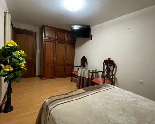 Warm and Inviting Suite in El Centro (All Utilities Inclusive) 4